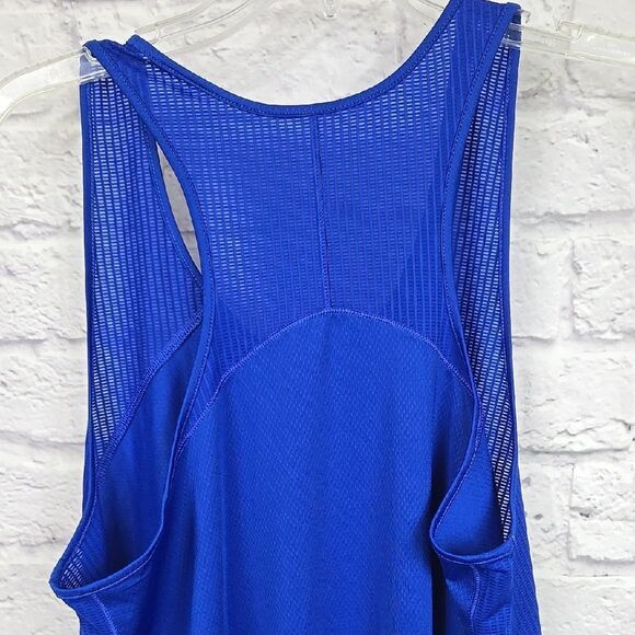 Under Armour Women's Game Time Tee Blue Mesh Racerback Tank Top Activewear UA - Picture 2 of 9